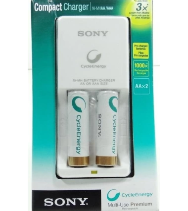 Cargador Sony Cycle Energy + 2 Pilas Recargables Aa 2100 Ma