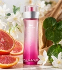 Imagen ambientada del perfume Lacoste Touch Of Pink De 90 ML Mujer EDT con notas de Naranja Sanguina, Jazmín, Hojas De Violet... - VALMARA