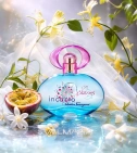 Imagen ambientada del perfume Incanto Charms De Ferragamo 100 ML Mujer EDT con notas de Maracuyá, Jazmín, Madreselva, Almizcle. - VALMARA