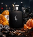 Imagen ambientada del perfume Polo Black De Ralph Lauren 125 ML Hombre EDT con notas de Mango Helado, Pachulí Noir, Haba Tonk... - VALMARA