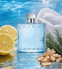 Imagen ambientada del perfume Azzaro Chrome 100 ML Hombre EDT con notas de Limón, Cedro, Romero, Almizcle. - VALMARA