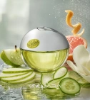 Imagen ambientada del perfume Dkny Be Delicious De Donna Karan 100 ML Mujer EDP con notas de Manzana Verde, Pepino, Toronja, ... - VALMARA