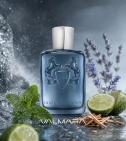 Imagen ambientada del perfume Sedley De Parfums De Marly 125 ML EDP Hombre con notas de Menta, Bergamota, Lavandín, Sándalo. - VALMARA