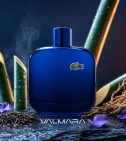 Imagen ambientada del perfume L.12.12 Pour Lui Magnetic Eau De Lacoste 100 ML Hombre EDT con notas de Bambú, Violeta, Té Negr... - VALMARA