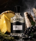 Imagen ambientada del perfume Creed Aventus 100 ML Hombre EDP con notas de Piña, Abedul, Grosella Negra, Musgo De Roble. - VALMARA