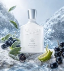 Imagen ambientada del perfume Creed Silver Mountain Water 100 ML EDP Unisex con notas de Acorde Ozónico, Té, Grosella Negra, ... - VALMARA