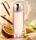Imagen ambientada del perfume Xoxo De Victory International 100 ML Mujer EDP con notas de Maracuyá, Vainilla De Tahití, Berga... - VALMARA