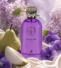 Imagen ambientada del perfume Delilah Viola De Maison Alhambra 100 Ml EDP con notas de Violeta, Pera, Lila, Almizcle Blanco. - VALMARA