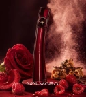 Imagen ambientada del perfume Flower By Kenzo L'Elixir 100 ML EDP Mujer con notas de Frambuesa, Praliné, Notas Atalcadas, Ros... - VALMARA