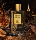 Imagen ambientada del perfume Phantom My Hero In New York De Emper 100 ML EDP Hombre con notas de Ron, Chocolate Oscuro, Café... - VALMARA